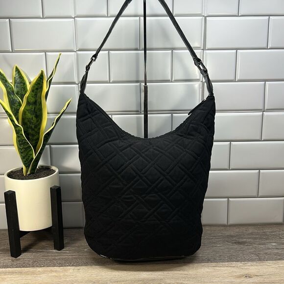 0327 Vera Bradley black bucket shoulder bag - Picture 3 of 12